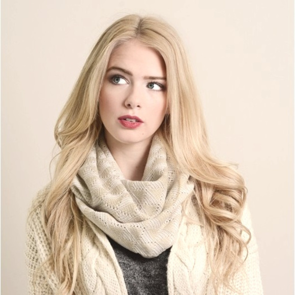 ❤️5/$15💚 Knit Crochet Lightweight Geometric Openwork Infinity Scarf Snood - Picture 1 of 2